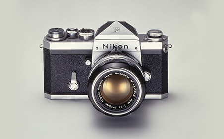 Nikon F